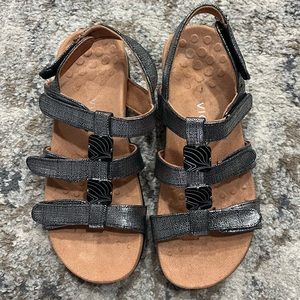 Vionic Sandals- Sz 8